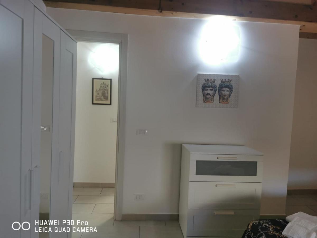 Apartmán Il Giardino In Centro CTA Exteriér fotografie